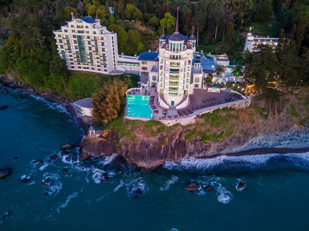 Castello Mare Hotel Kobuleti Exterior photo
